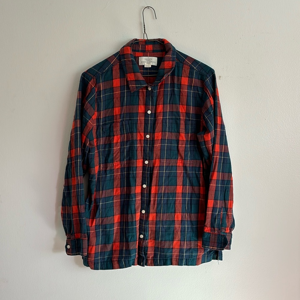Trovata birds of paradis flannel shirt. Size small. Never worn.